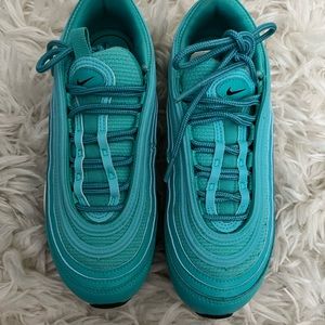 Nike air max Women’s sneakers